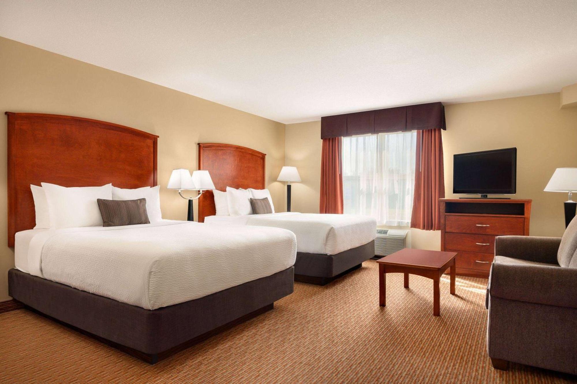 Days Inn & Suites By Wyndham Sherwood Park Edmonton Exterior foto